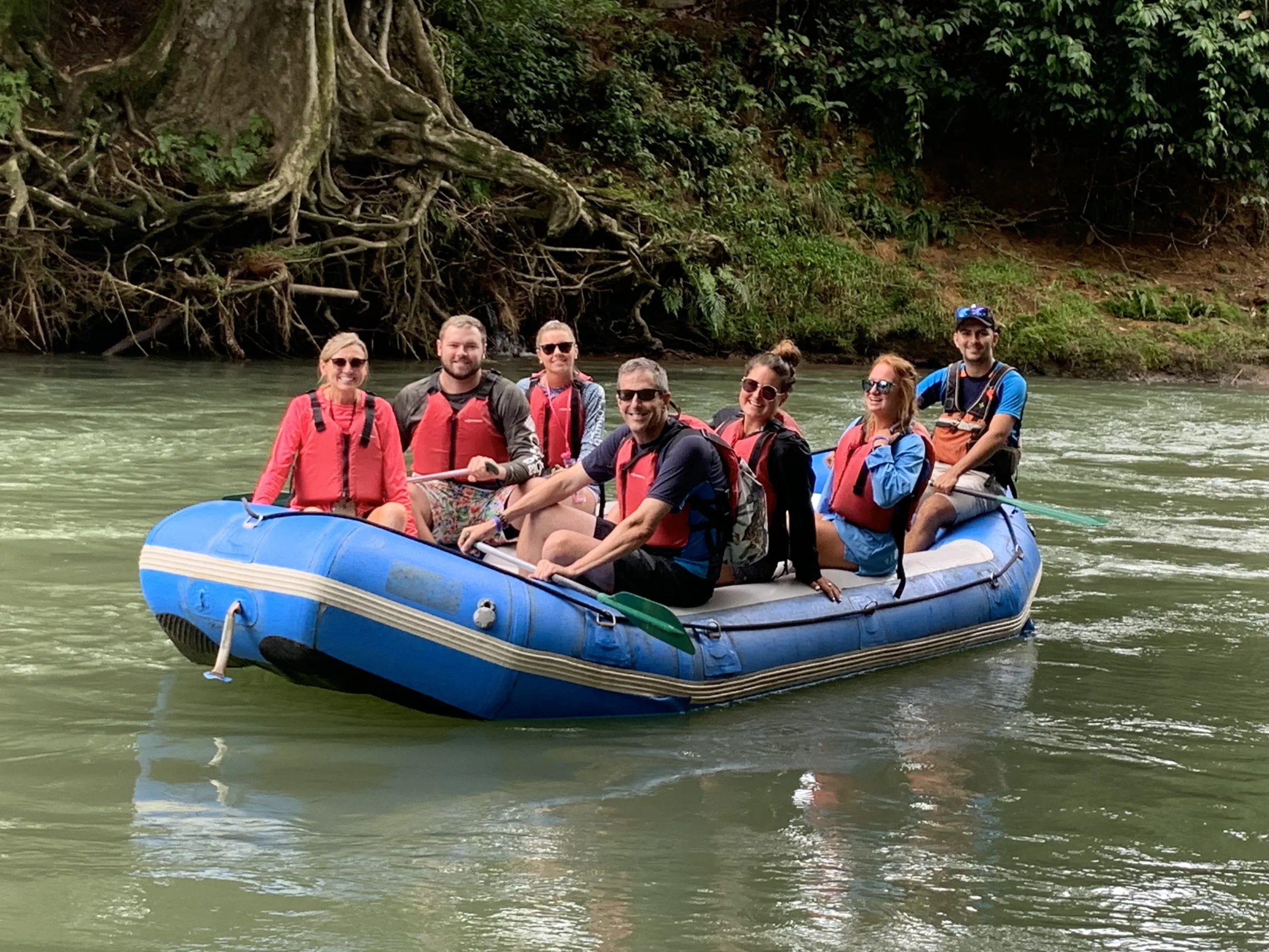 Minicombo 3 (Safari Flotante + Catarata de La Fortuna + Almuerzo)